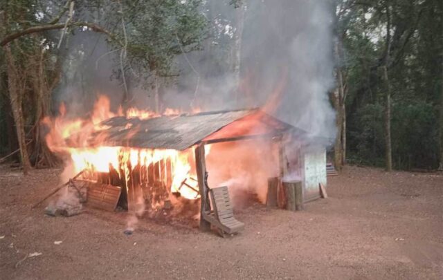 Multinational forestry company Arauco arrests and burns the homes of indigenous and campesino people living in their ancestral forest territories. Photo: Registro de las familias afectadas por Arauco (Families Affected by Arauco)